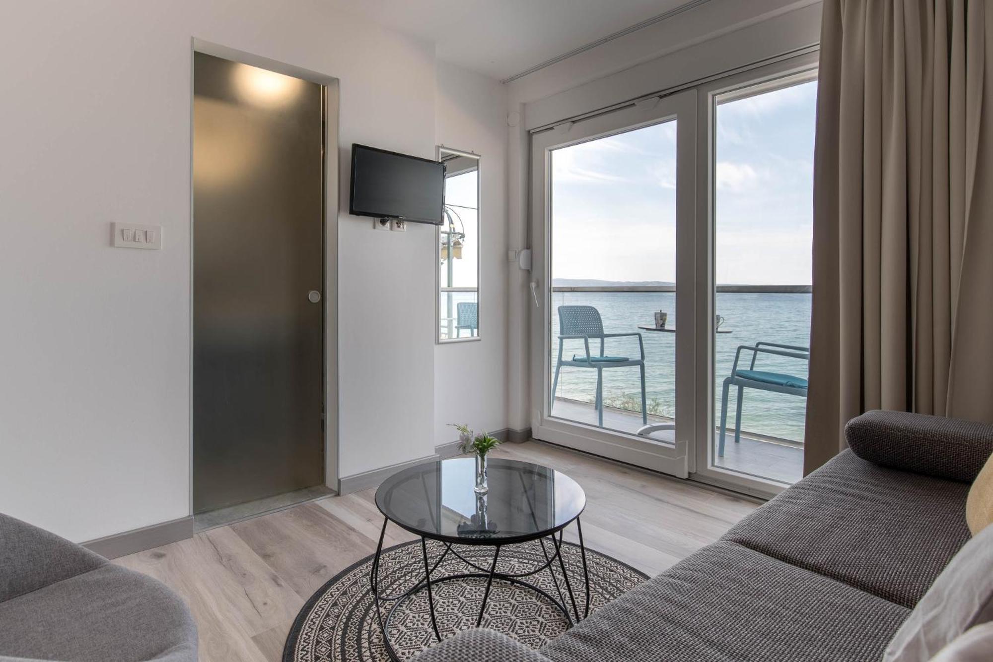 Beachfront Apartments Zanic Podstrana Zewnętrze zdjęcie