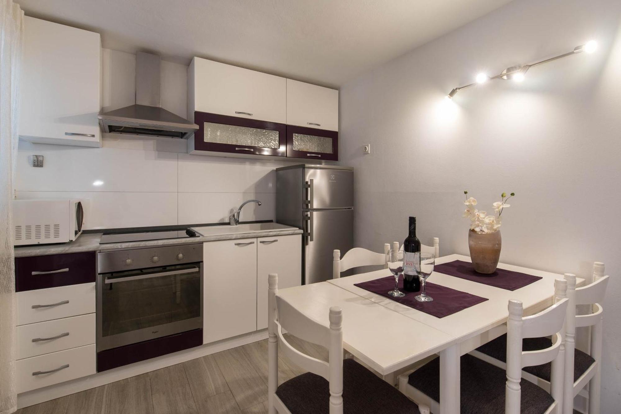 Beachfront Apartments Zanic Podstrana Pokój zdjęcie