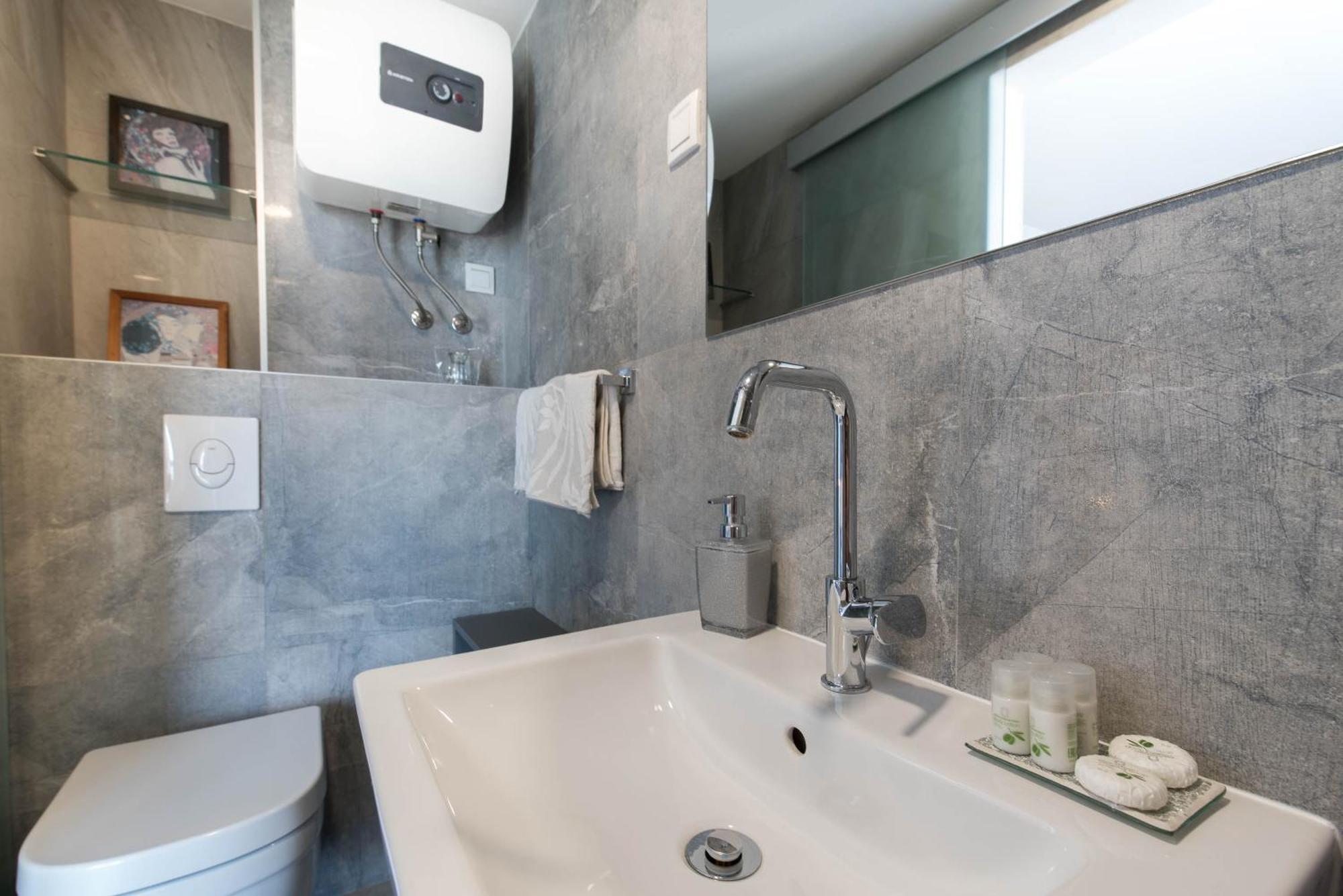 Beachfront Apartments Zanic Podstrana Zewnętrze zdjęcie