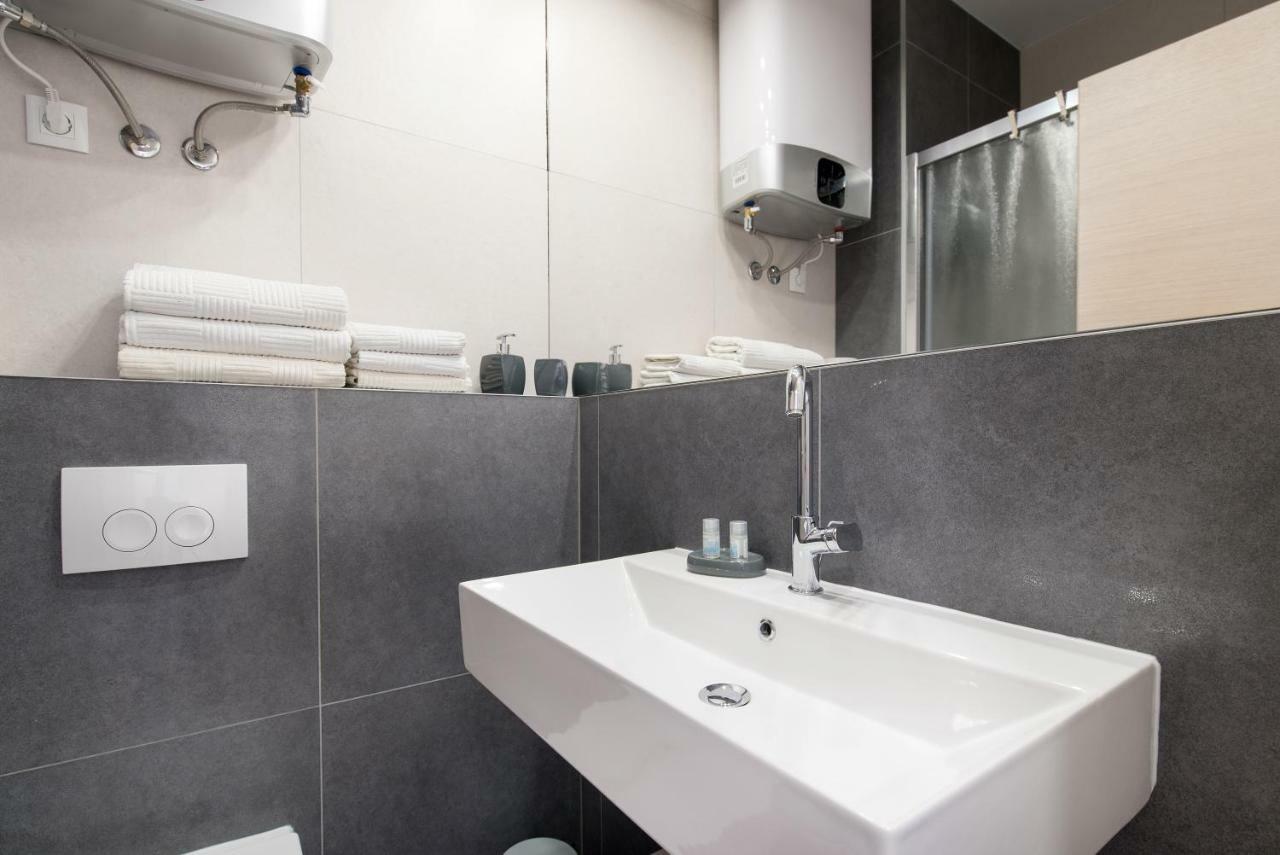 Beachfront Apartments Zanic Podstrana Zewnętrze zdjęcie