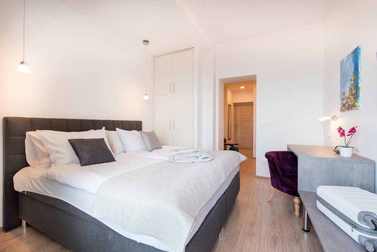Beachfront Apartments Zanic Podstrana Zewnętrze zdjęcie